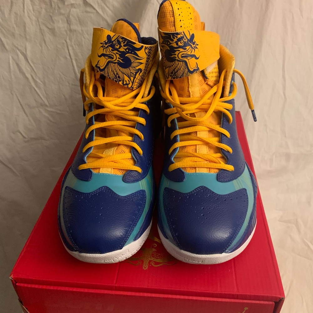 AIR JORDAN 2012 DELUXE 'YEAR OF THE DRAGON'